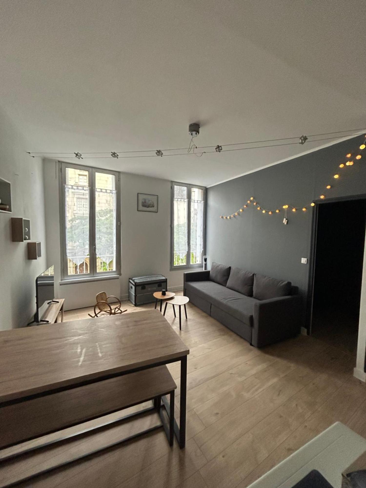 Chez Noemie Appartement Saintes Buitenkant foto